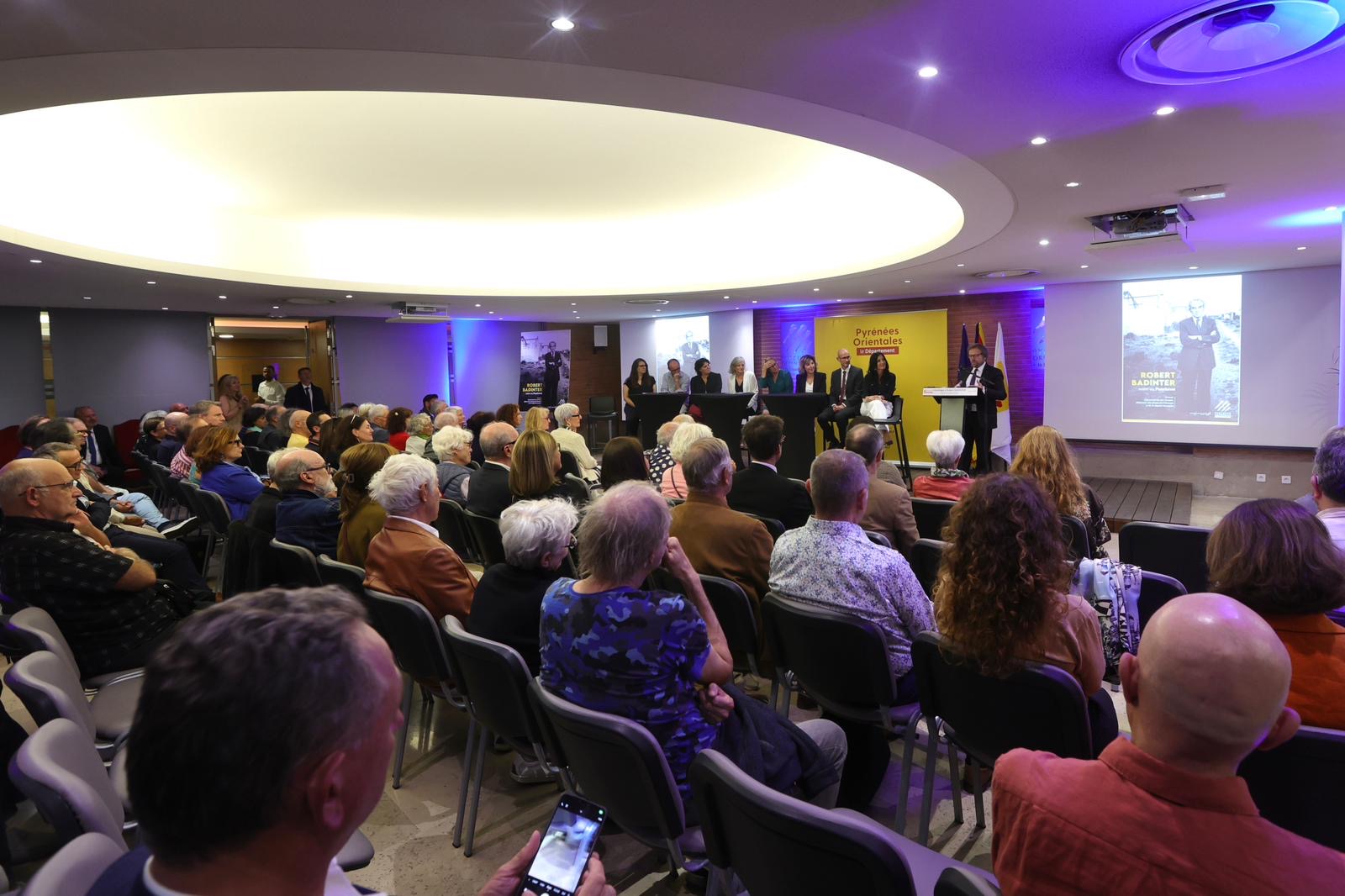 a5b588ee 383a 43df 83ab d53a2094d840